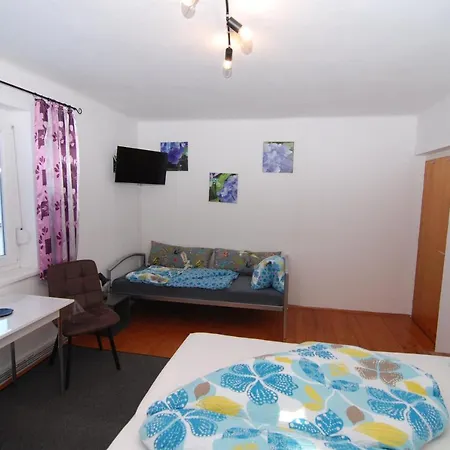 Haus Martl Appartement Hermagor-Pressegger See