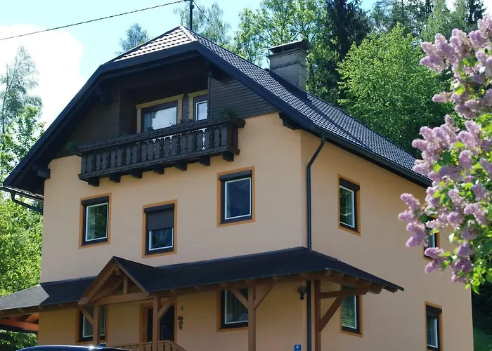 Haus Martl * Hermagor-Pressegger See